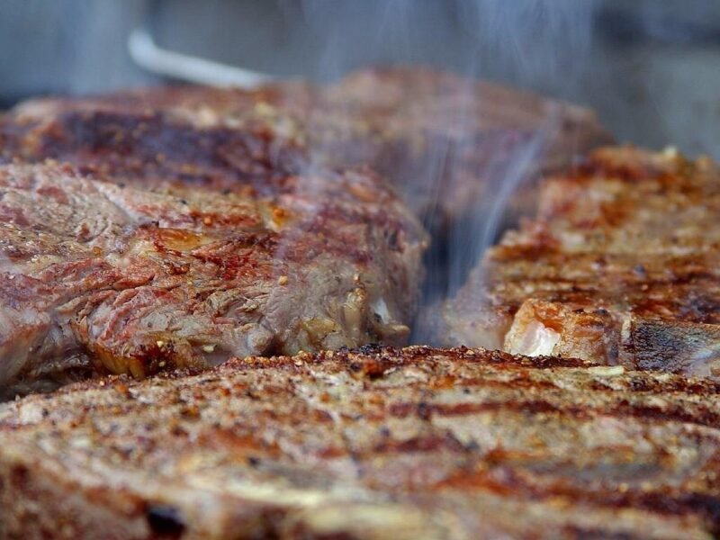 Szukasz nowego grilla? Sprawdź grill gazowy Weber Spirit E-325